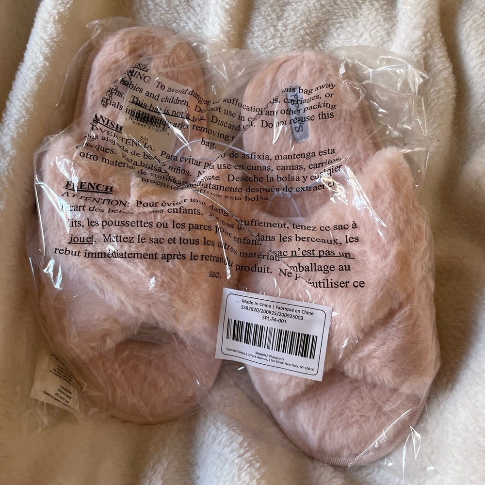 Splendid criss cross slippers NWT - Picture 5 of 7